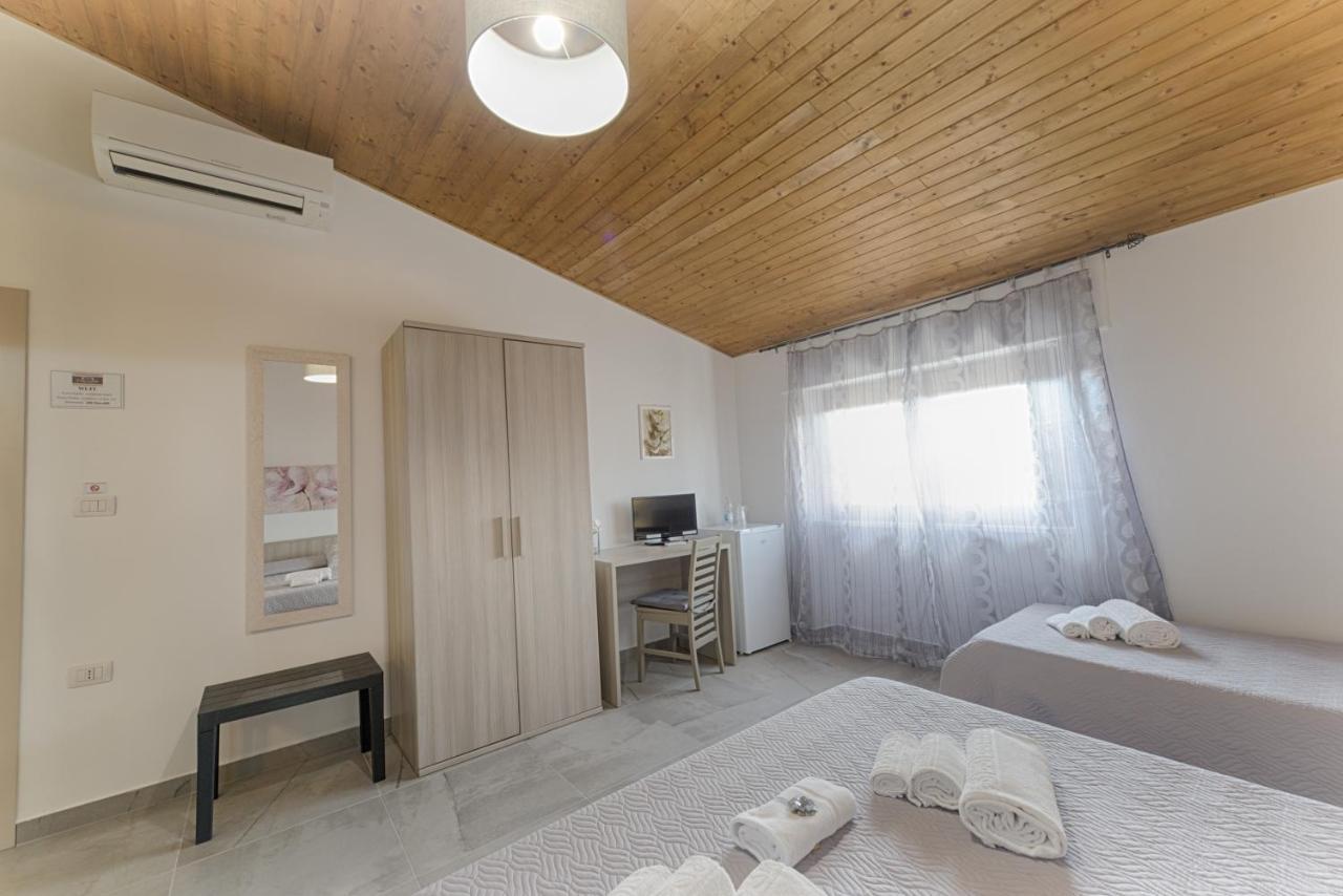 Casa Lucia Hotel Olbia Kültér fotó